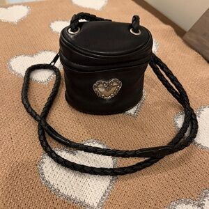 BRIGHTON One World leather original Black Heart Women's mini strappy purse.